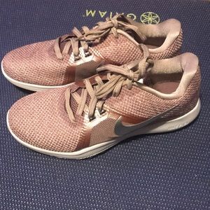 Nike flex tr8 training shoes